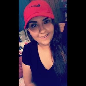 Meet your Posher, Mayra